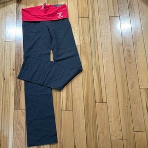 Gilly Hicks yoga pants